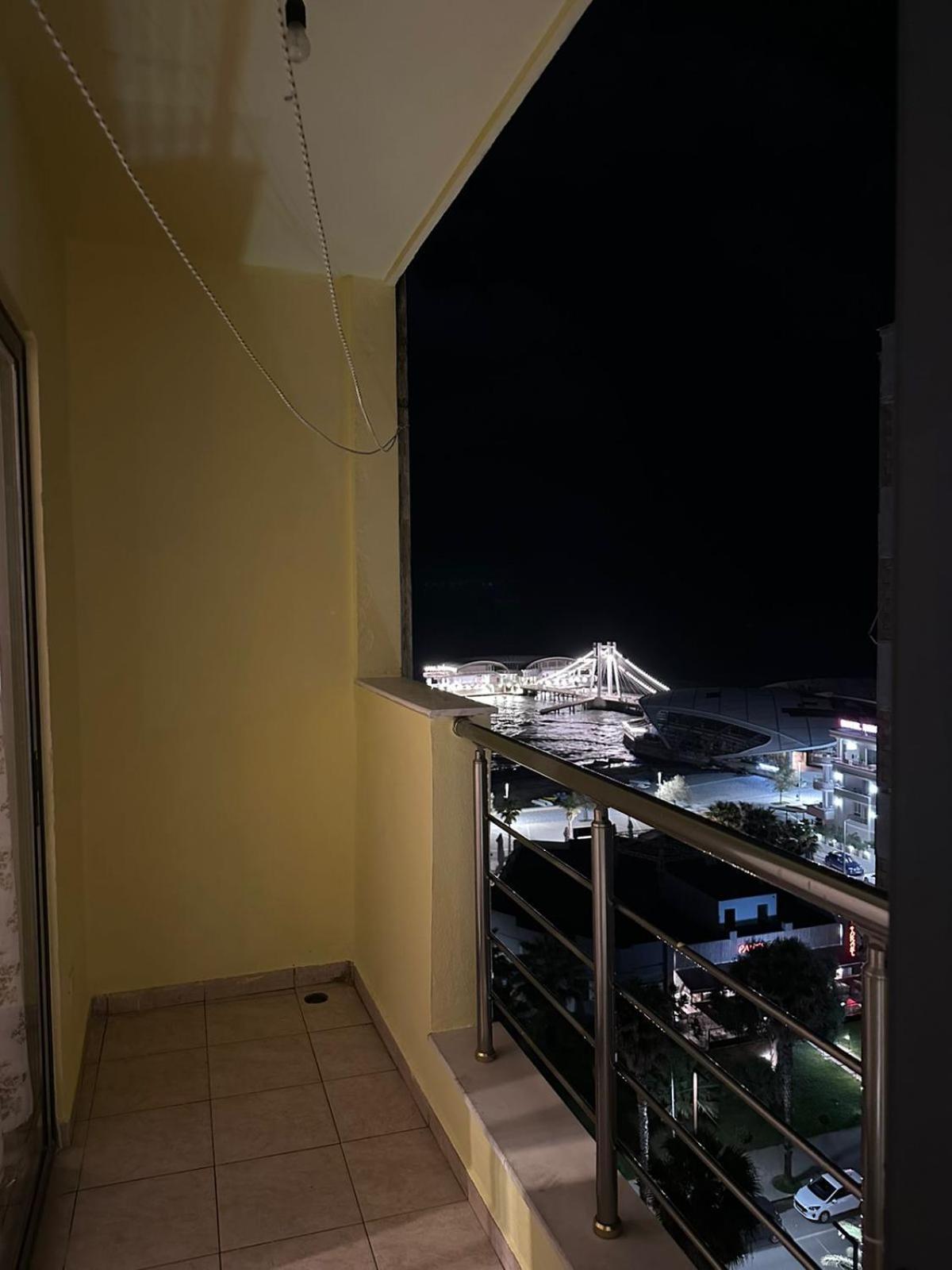 Esar Apartment Дуррес Экстерьер фото