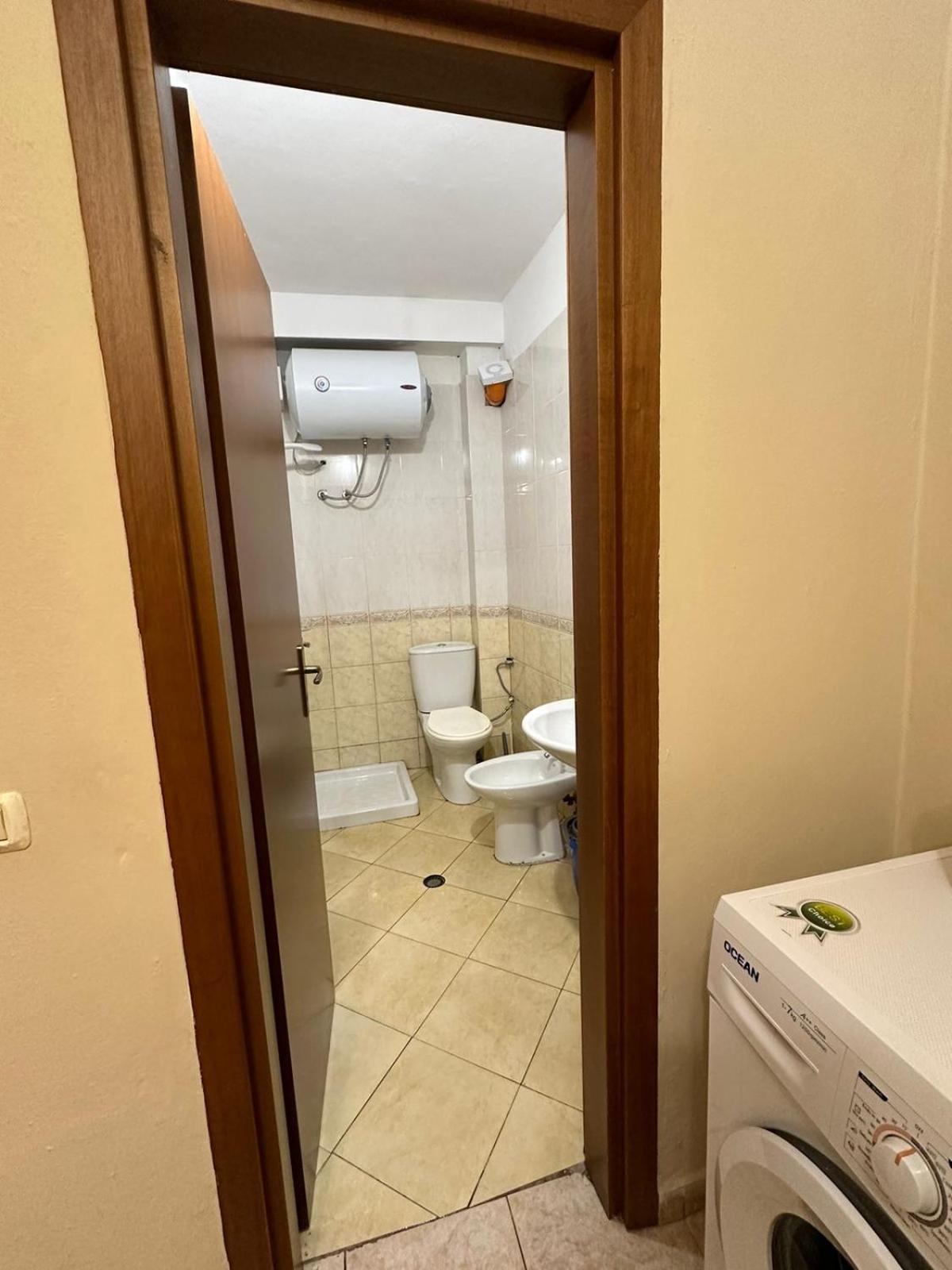 Esar Apartment Дуррес Экстерьер фото